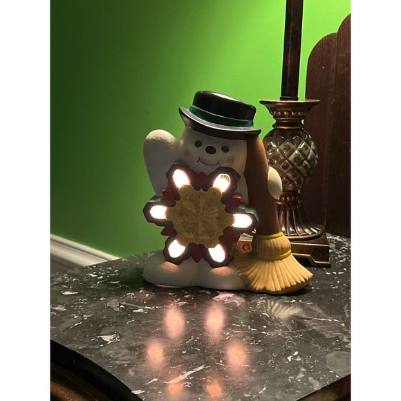 Snowflake Belly Snowman Lighted Snowman with Snowflake Body Waving Snowman - Picture 3 of 9